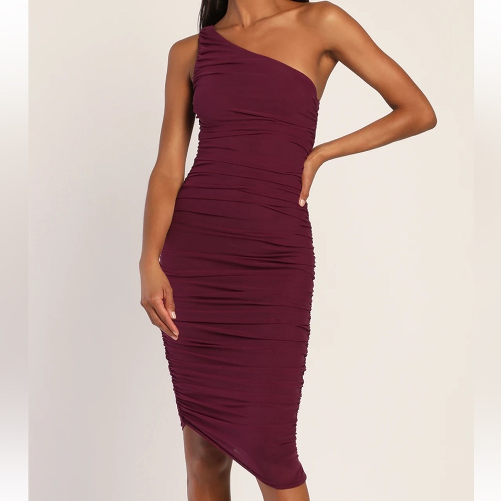 Already RSVP'd Plum Purple Ruched One-Shoulder Bodycon Dress -small